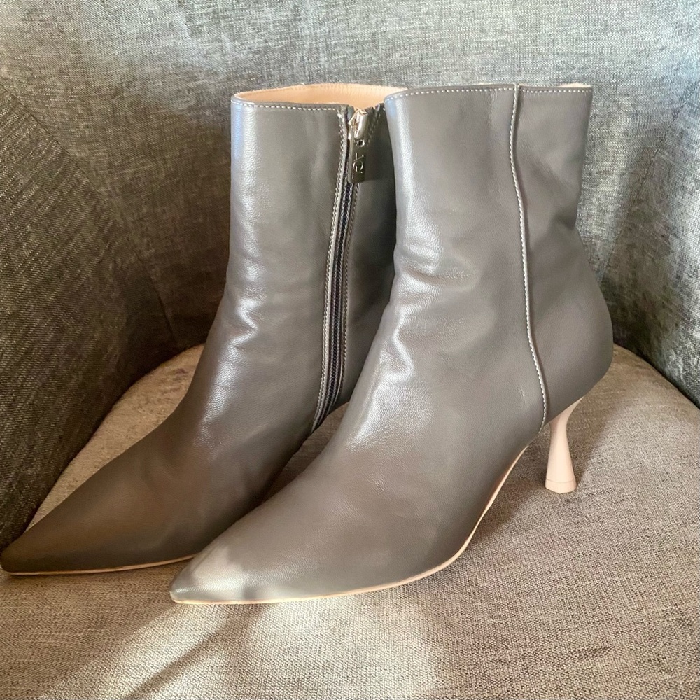 AGL Gray Leather Heeled Boots